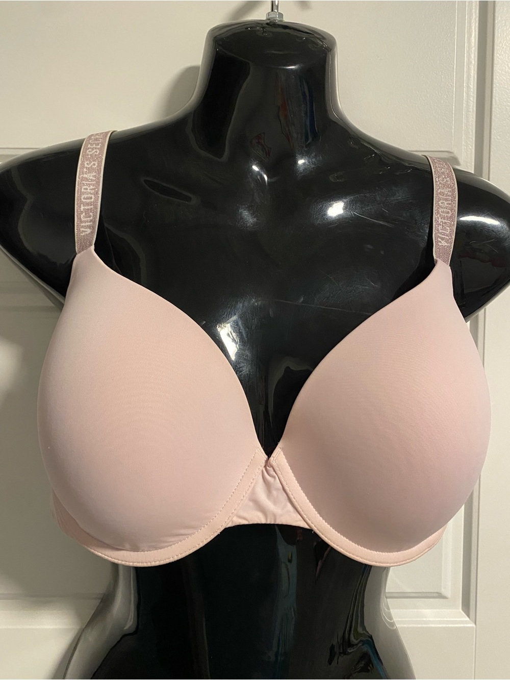 Victoria's Secret Light Pink T-Shirt Bra -  3 VS BRAS AVAIL